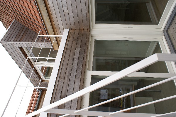 Transformation d'un immeuble à appartements à Tournai, terrasse du duplex.